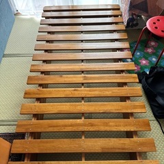 シングルベッド フレーム マットレスの画像