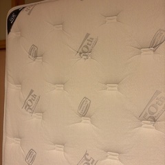 シモンズのセミダブルマットレス×2の画像