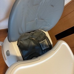【受取先確定
】グレコ(Graco)ハイチェアテーブルの画像