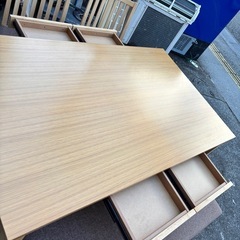 ニトリ　ダイニングテーブルセットの画像