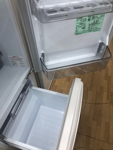【ドリーム川西店御来店限定】☆ジモティー見たよ♪割引☆ ミツビシ 2ドア冷蔵庫 MR-P15H-W 146L 2023年 動作確認／クリーニング済み 【2125560000046472】