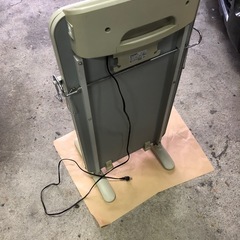 東芝 ズボンプレッサー HIP-T22の画像