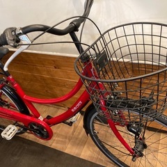 【前後タイヤ・チューブ新品！】LEDオートライト　6段変速　26インチ自転車　レッドの画像