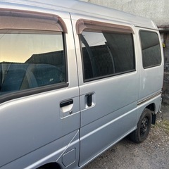 (取引中)サンバーバン　中古車の画像