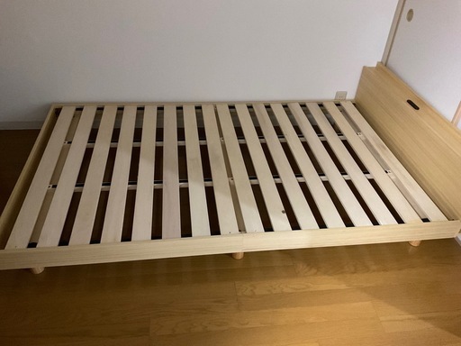 コンセント付き すのこベッド