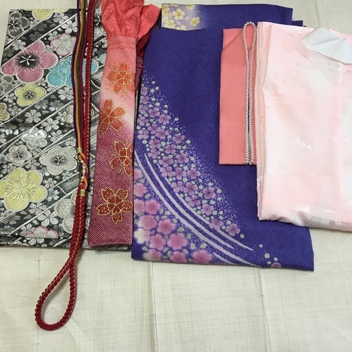 振袖フルセット☆振袖＋帯＋帯揚げ＋帯締め＋長襦袢＋重襟＋草履バック