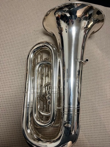 チューバ　ヒルスブルナー Hirsbrunner HBS492【B♭管】 予定の無い休日は楽器のお手入れ。チューバ、ヒルスブルナーB♭管の 