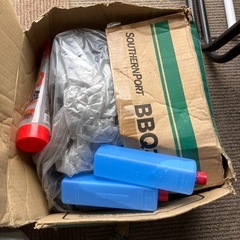 早い者勝ち　木炭　1箱500円3箱1000円の画像