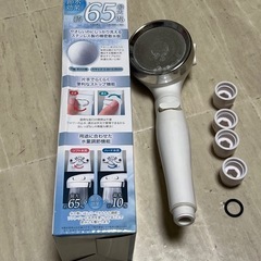 🉐WBLLGG シャワーヘッド 節水 手元止水 きらり シャワーモード3種類 水量調節 手元ストップ 🉐の画像