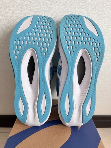 asics アシックス マジックスピード4 ランニングシューズ ブルー 25.0cm