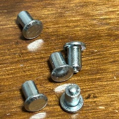 価格相談！215/70/16スパイクタイヤ の画像