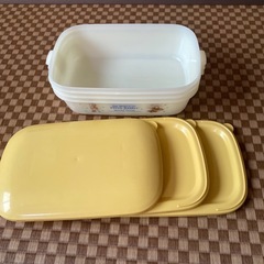 ピーターラビット3段弁当箱の画像