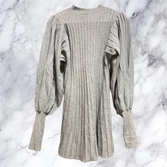 グレー ストライプ ニット ミニワンピースの画像