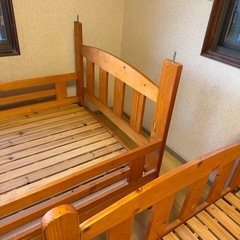 2段ベッドの画像