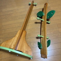 木製ハンガーラックの画像