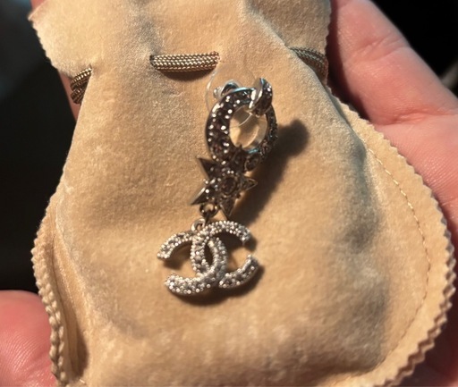 シャネル ピアス (片耳) (Shu) 昭和のアクセサリー《ピアス》の中古