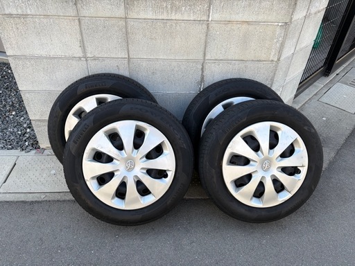 トヨタ アクア純正タイヤホイールセット