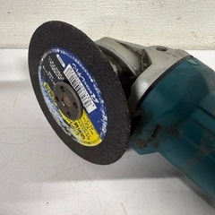 makita  ディスクグラインダー　100mm 9533B. 0131-09の画像