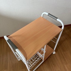 キッチンワゴンの画像