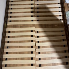 セミダブルローベッド（マットレス付き）の画像