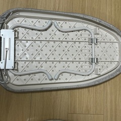 【お譲り先決定致しました】アイロン、アイロン台セットの画像