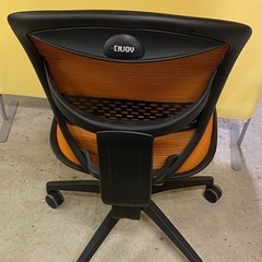 & ②　エルゴヒューマン　エンジョイ チェア メッシュ　オレンジの画像