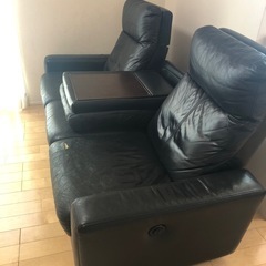 リクライニング三人掛けソファの画像