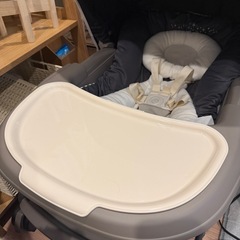 コンビ　ネムリラ　オートスウィング　　コードレス
の画像