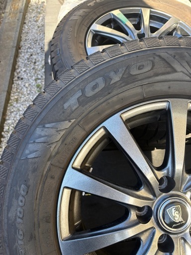 スタッドレスタイヤ&ホイール4本215/70R16(Toyo&MANARAY SPORT)