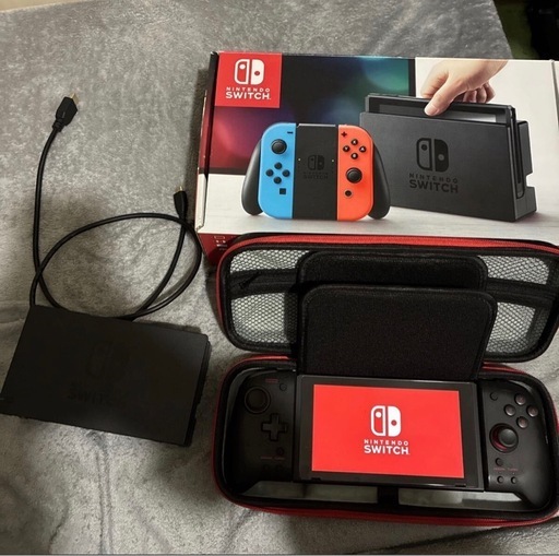 初代Switch 中古品　付属品は画像のもののみ