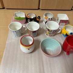 陶器の容器11点　小物入れなどの画像