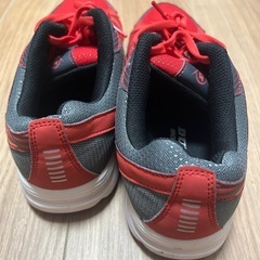 ダンロップ　スニーカーの画像