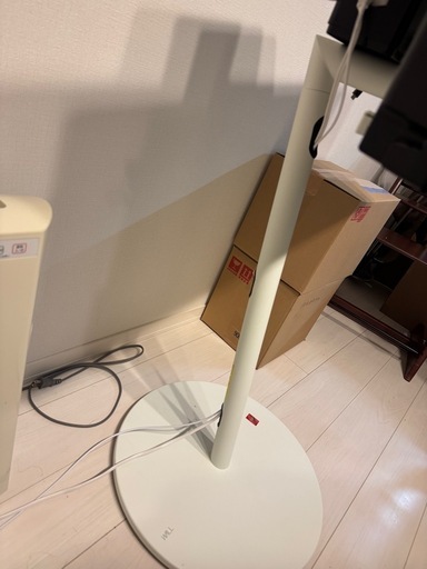 WALL  テレビスタンド 自立式 キャスター付き