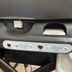 Combi　ネムリラAT　電動ハイローチェアの画像