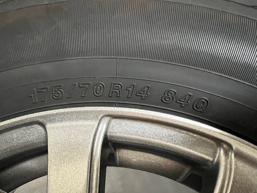 175/70R14  84Q ヨコハマ国産　2022年製　ホイル付き　中古4本 14インチ5.5J+48
