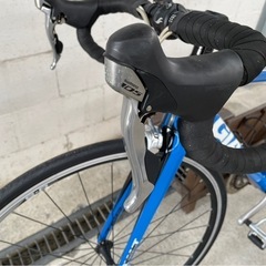 GIANT ロードバイクの画像