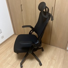 ニトリ.エルゴノミクス ブラックメッシュオフィスチェアの画像