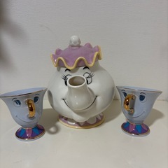 ポット婦人　チップ　ティーセットの画像