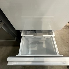 配達可【ハイセンス】冷蔵庫283L★2023年製 クリーニング済み/6ヶ月保証付き【管理番号13101】金の画像