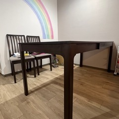 IKEA ダイニングテーブル　4人掛けの画像