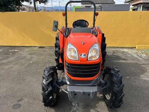 クボタ トラクター　28馬力 4WD 逆転 倍速 自動水平 自動深耕  パワステ ノークラ　耕幅1600mm バックアップ オートヒッ