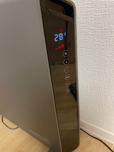 デロンギ　　コンベクターヒーター　