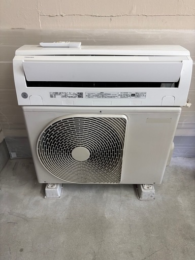 ?東芝の安心エアコン?取付込?お掃除機能付き❄️クリーニング済✨️中古 東芝 TOSHIBA ルームエアコン RAS-4011TM（W
