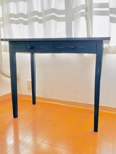 ビンテージのブルーのデスク/学習机にもオススメ