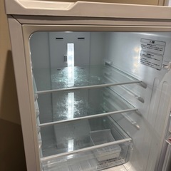 【志木市／2/19まで】6,000円｜Hisense 冷蔵庫 150L｜搬出手伝い可　お値下げ可
の画像