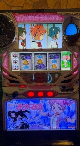 ●魔法少女まどか⭐︎マギカ　パチスロ　アミューズ〜37