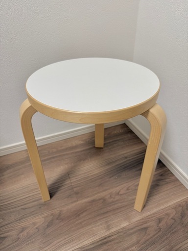 【美品】artek スツール 60 ホワイトラミネート
