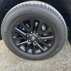 ランドクルーザープラド　マッドブラックエディション　純正ホイールの画像