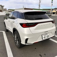 レクサス LBX  低走行5千　車検1年付　早期取引値下げ可能！の画像