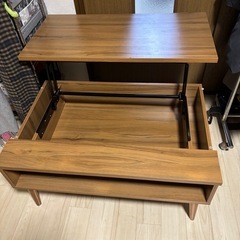 昇降式テーブルの画像